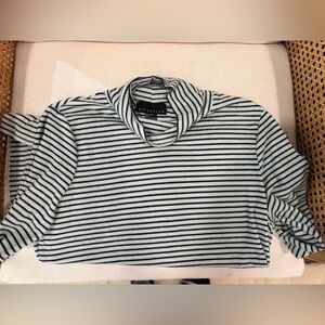 5 pcs Turtle neck sweaters $13 for all